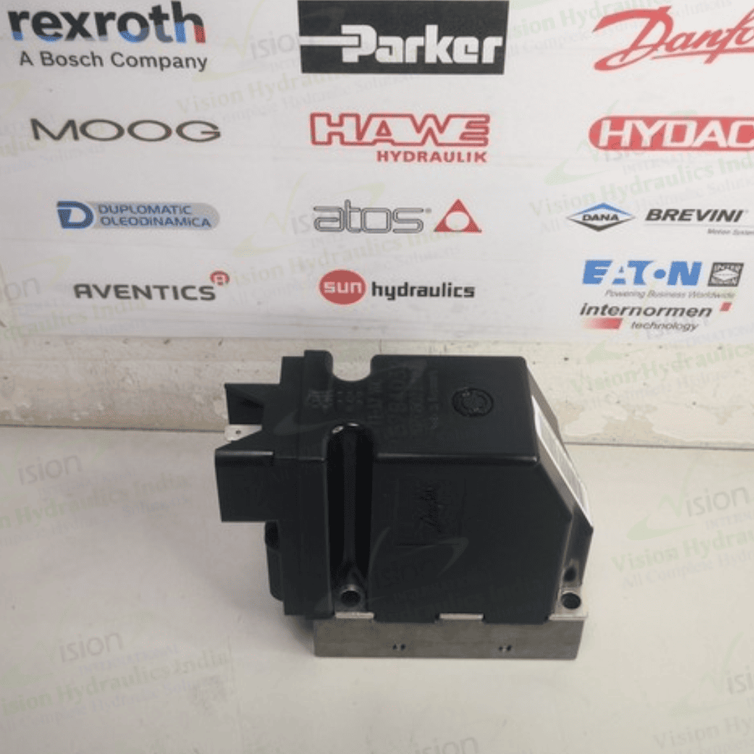 Danfoss 157B4032 PVEH32-Actuator--S4-1x4DIN-H-Active